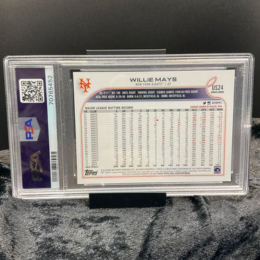 2022 Topps Update #US24 Willie Mays PSA GEM MINT 10 – The Say Hey Kid Shines Again! (320470)